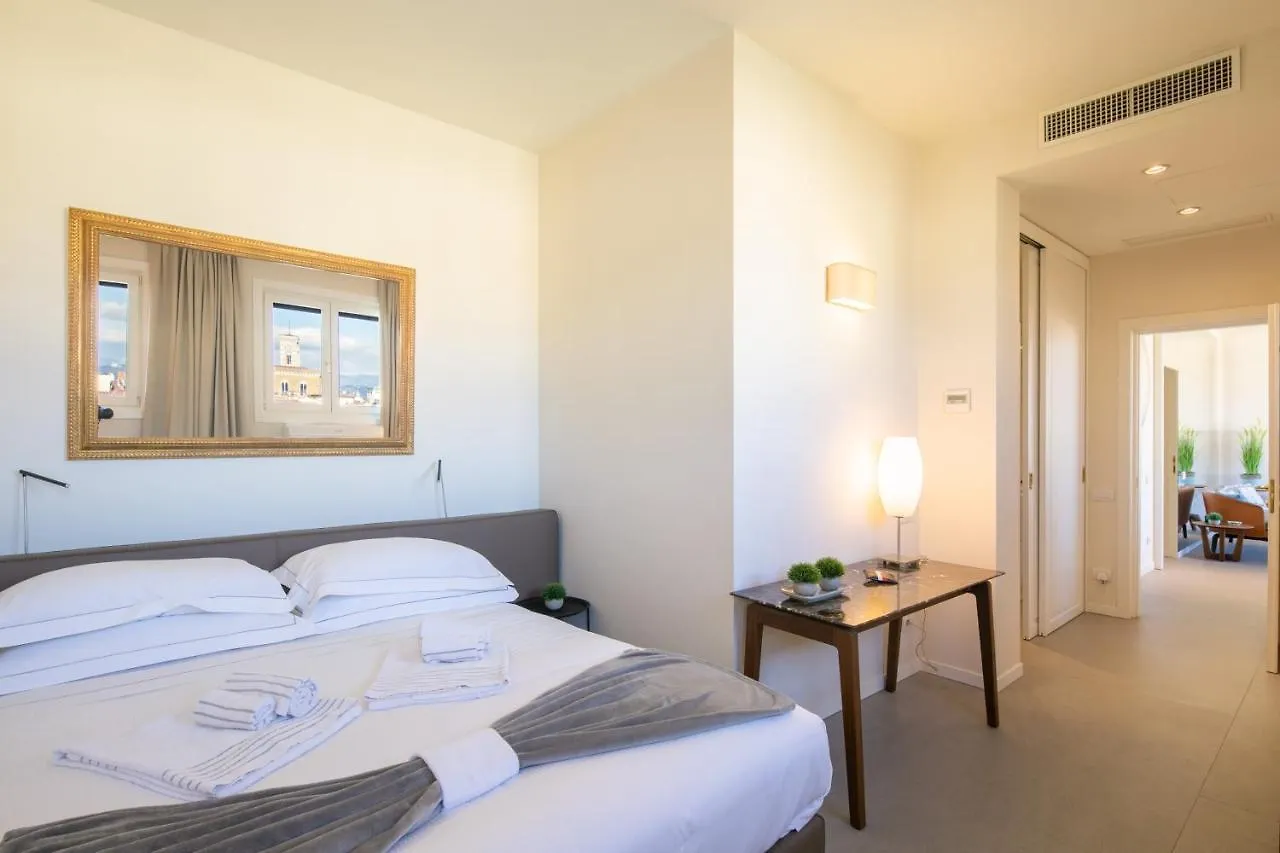 Appartamento Attico Ponte Vecchio Vista Duomo+Parking+Terrazzo Firenze Italia